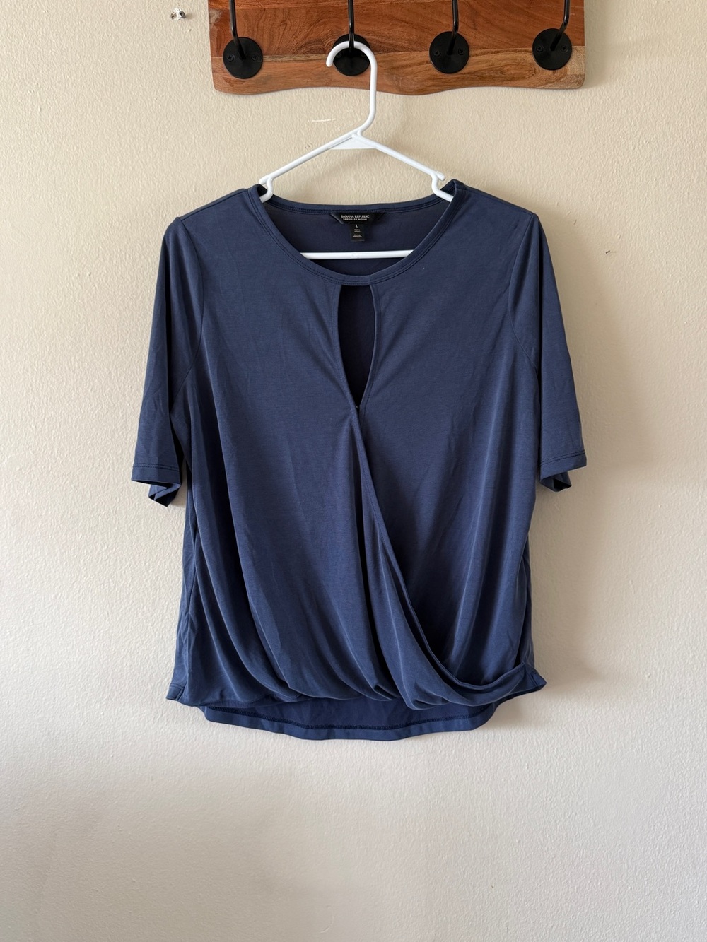 Banana Republic Navy Sandwash Modal Keyhole Jersey Knit Wrap Blouse Size L